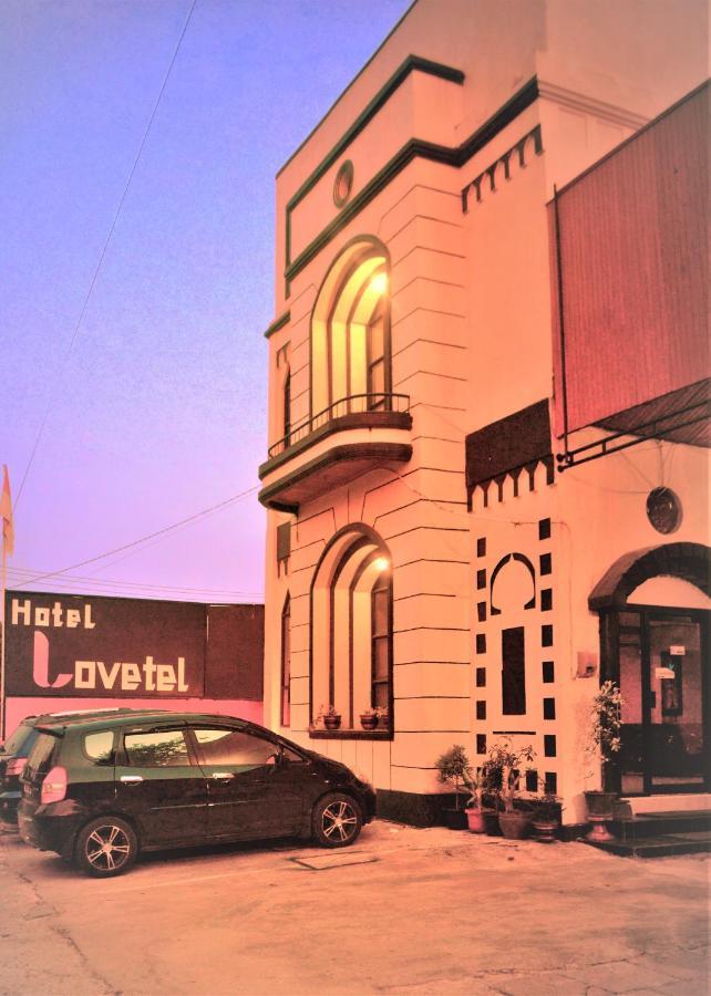 Hotel Reddoorz Near Jalan Sudirman Padang Exteriér fotografie